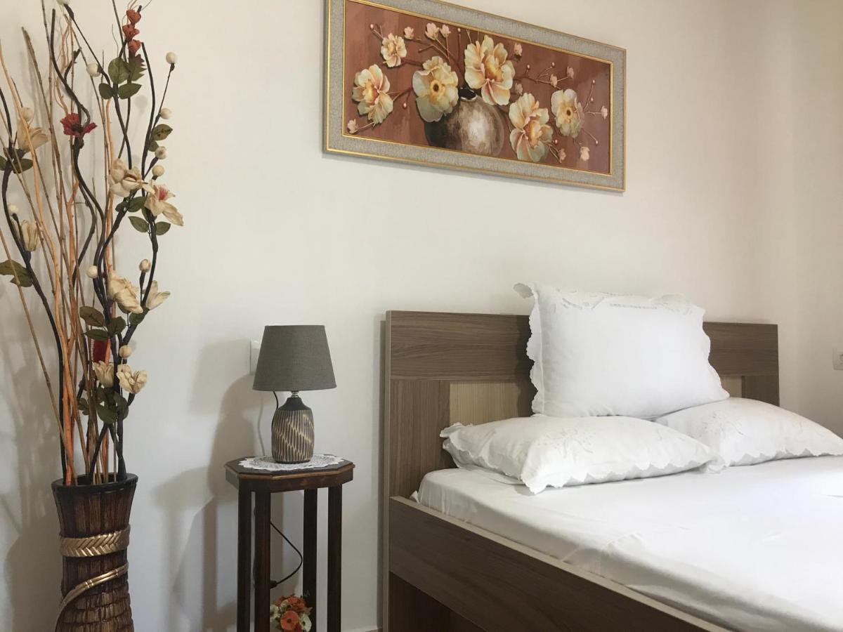 The Mosaic House - Shtepia Me Mozaik Hotel Permet Luaran gambar